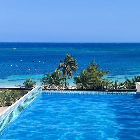 Modern 1 Bedroom Suite By Beach Great Location! Puerto Morelos Bagian luar foto