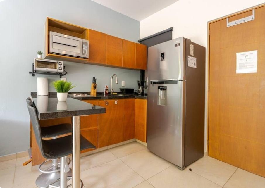 Modern 1 Bedroom Suite By Beach Great Location! Puerto Morelos Bagian luar foto