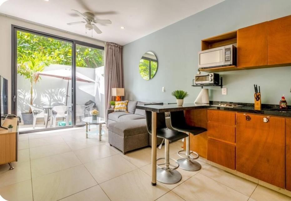 Modern 1 Bedroom Suite By Beach Great Location! Puerto Morelos Bagian luar foto